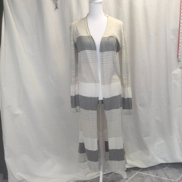 CAbi Size XS Cardigan in Tans and Grays - Picture 1 of 10